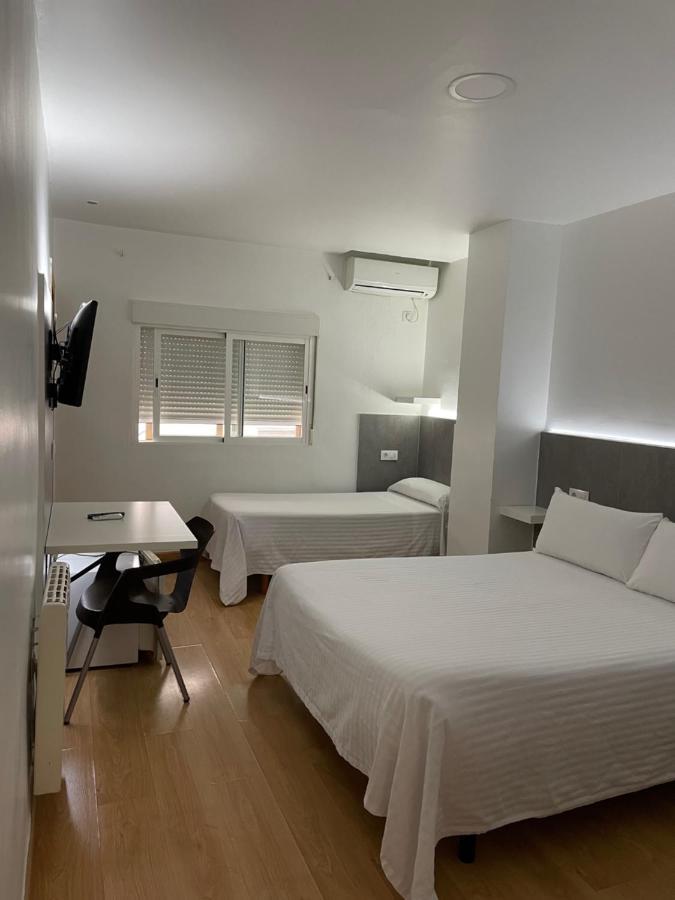 Condedu Hotel บาดาฮอส ภายนอก รูปภาพ